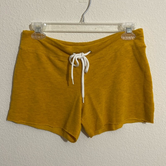 Monrow Pants - MONROW Women's Supersoft Vintage Style Sweatshorts Size M